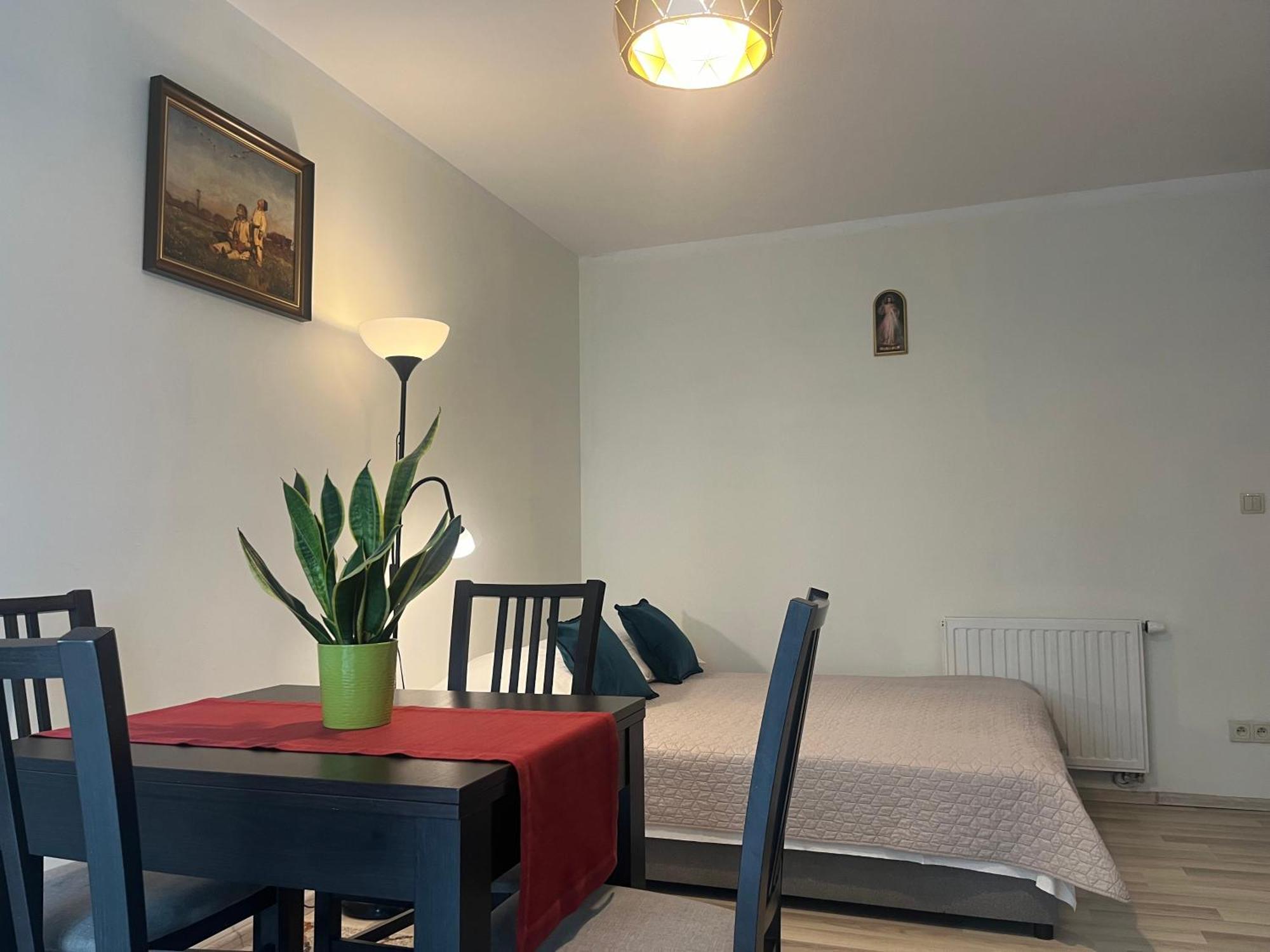 Apartament Lagiewniki Krakow Apartment ภายนอก รูปภาพ